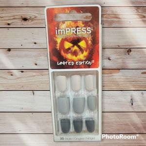 imPRESS PRESS ON MANICURE